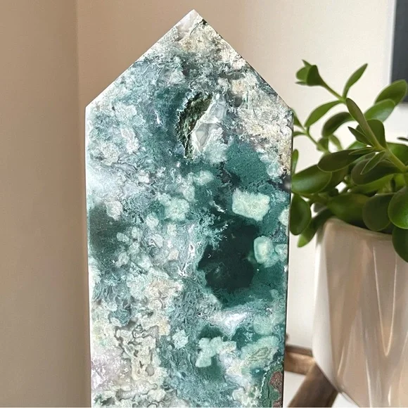 🎁SALE🎁 💚💜Druzy Geode Moss Agate Amethyst Crystal Tower💜💚